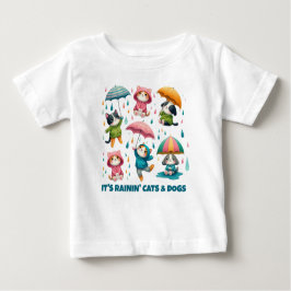 かわいい雨猫と傘つき犬 ベビーTシャツ