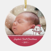 かわいい雪だるまドードルベビーの初めてのクリスマス写真 セラミックオーナメント (正面)