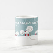 かわいい雪の家と木々 冬 コーヒーマグカップ (中央)