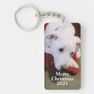 かわいい雪の白い犬のクリスマスレッド キーホルダー