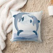かわいい青いイルカの海のスロー枕 | 海岸風 クッション (ブランケット)