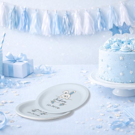 かわいい青いウサギの男の子の1歳の誕生日 ペーパープレート