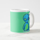 かわいい青いエイリアンの挨拶 ジャンボコーヒーマグカップ (正面右)