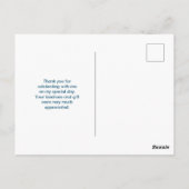 かわいい青いカップケーキとキュートな顔の誕生日ありがとう ポストカード (裏面)