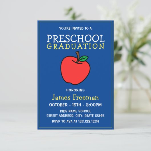 かわいい青いキッズ幼稚園卒業招待状 招待状 (スタンド正面)