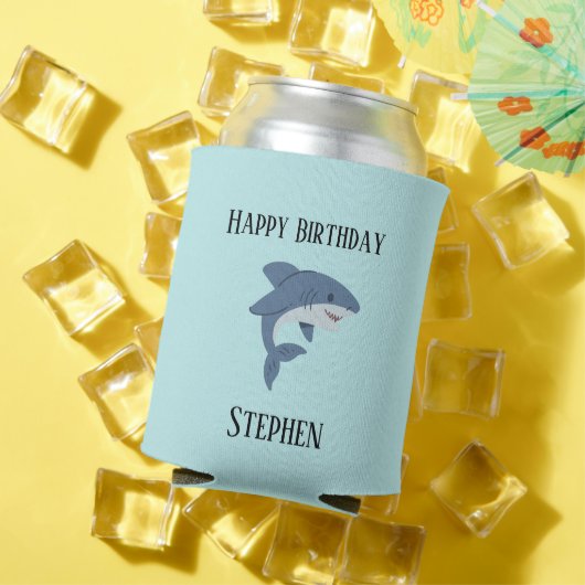 かわいい青いパーソナライズされたサメ 缶クーラー (インサイチュ 夏)
