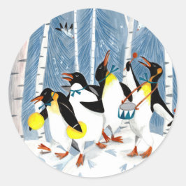 かわいい青いミュージシャンのペンギンたちが雪で遊ぶ楽しいホリデーカード ラウンドシール