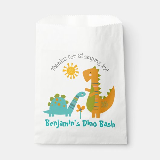 かわいい青い恐竜のかわいい少年誕生日ありがとう フェイバーバッグ (正面)