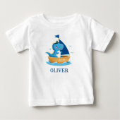 かわいい青い恐竜のボート船長 ベビーTシャツ (正面)