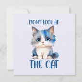 かわいい青みがかった子猫 (正面)