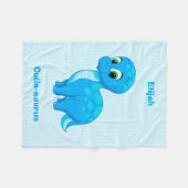 かわいい青色児の恐竜 フリースブランケット (正面(横))