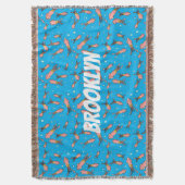 かわいい面白いピンクのイカの漫画パターン スローブランケット (正面縦)