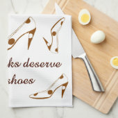 かわいい靴ブラウンおよび白 キッチンタオル (四つ折り)