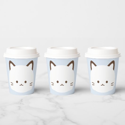 かわいい顔の猫とパステルブルーの背景 紙コップ (複数)