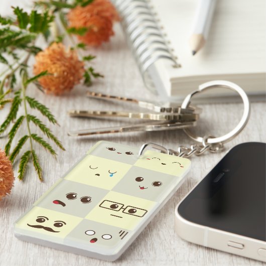 かわいい顔 キーホルダー (正面右)