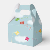 かわいい飛んでいるキートキッズタイムフライ誕生日 フェイバーボックス (裏面サイド)