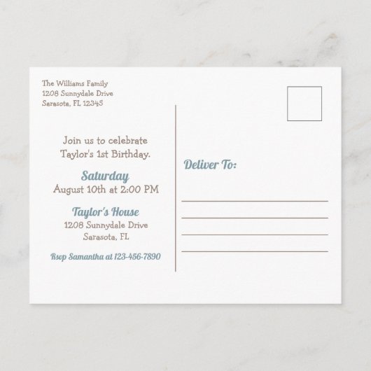 かわいい飛んでいるクマ飛行機ベビーの誕生日 インビテーションポストカード (裏面)