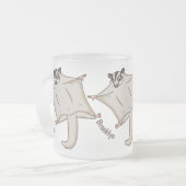 かわいい飛んでいるグライダー漫画イラストレーション フロストグラスマグカップ (正面左)