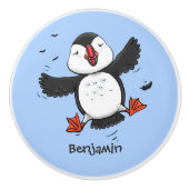 かわいい飛んでいるハッピーパフィン青い漫画イラストレーション セラミックノブ (正面)