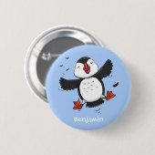 かわいい飛んでいるハッピーパフィン青い漫画イラストレーション 缶バッジ (正面&裏面)