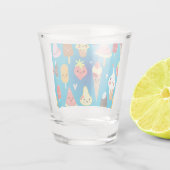 かわいい食べ物のキャラクター客 ショットグラス (裏面)
