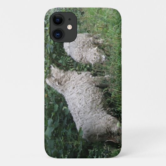 かわいい食べ羊の葉iPhoneケース Case-Mate iPhoneケース (裏面)