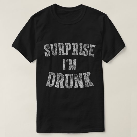 かわいい飲みおもしろい物驚き飲だ Tシャツ (デザイン正面)