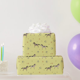かわいい馬と馬蹄の子供の誕生日 イエロー ラッピングペーパー