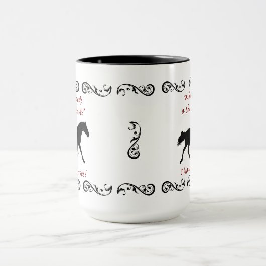 かわいい馬のセラピストのマグ マグカップ (中央)