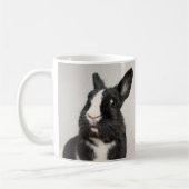 かわいい驚いたウサギパーソナライズされた コーヒーマグカップ (左)