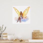 かわいい魔法の青い目の妖精の明るい黄金の翼 ポスター (キッチン)