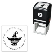 かわいい魔法猫が魔女の帽子の住所を着る セルフインキングスタンプ (インサイチュ)