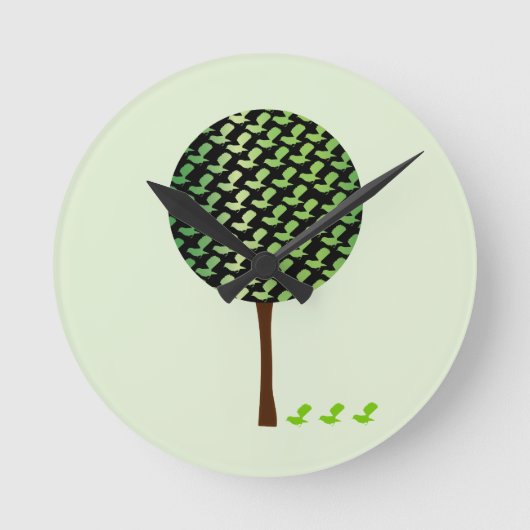 かわいい鳥およびtreecustomizeable時計 ラウンド壁時計 (正面)