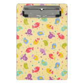 かわいい鳥が付いているベビーパターン ミニクリップボード (正面)