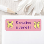 かわいい黄色とピンクの弓ガールズ名キッズ ラベル (インサイチュ)