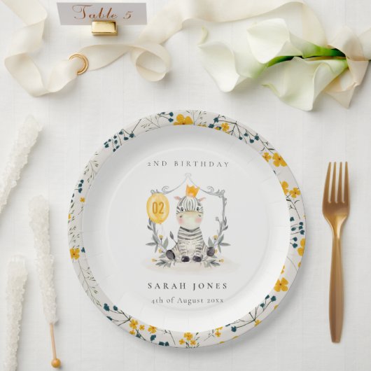 かわいい黄色のベビーゼブラリーフ任意の年齢誕生日 ペーパープレート (ウェディング)