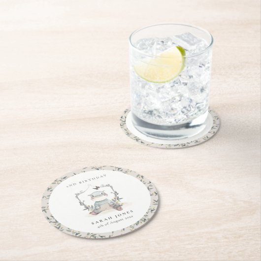 かわいい黄色のベビーヒッポ葉の任意の年齢誕生日 ラウンドペーパーコースター (インサイチュ)