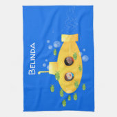 かわいい黄色の海底魚の漫画イラストレーション キッチンタオル (縦)