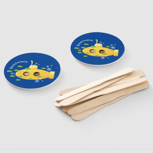 かわいい黄色の海底魚の漫画イラストレーション ハンドファン (組立なし)