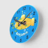 かわいい黄色の海底魚の漫画イラストレーション ラウンド壁時計 (傾斜)