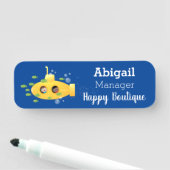 かわいい黄色の海底魚の漫画イラストレーション 名札 (インサイチュ)