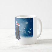 かわいい黒いパグドッグクリスマスサンタハット雪の星 コーヒーマグカップ (正面右)
