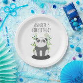 かわいい黒と白のパンダを竹に ペーパープレート (パーティー)