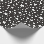 かわいい黒と白の宇宙の星のパターン ラッピングペーパー (角)