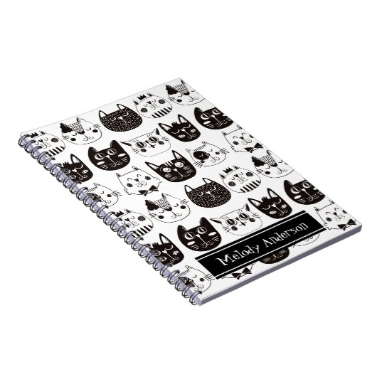 かわいい黒と白の猫の顔のパターン ノートブック (右側)