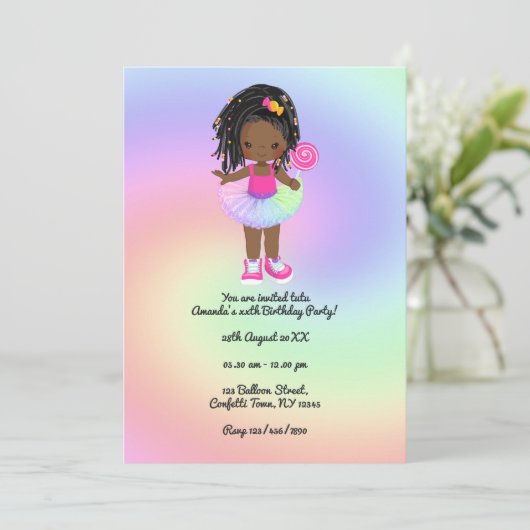 かわいい黒人少女のカラフルなチュチュ バースデーパーティー 招待状 (スタンド正面)
