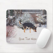 かわいい黒犬とタン犬の冬の雪のシーン マウスパッド (マウス)
