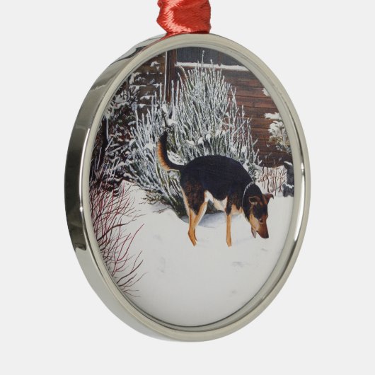 かわいい黒犬とタン犬の冬の雪のシーン メタルオーナメント (右)