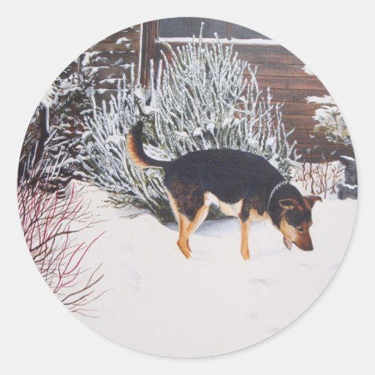 かわいい黒犬とタン犬の冬の雪のシーン ラウンドシール (正面)