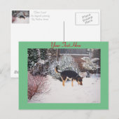 かわいい黒犬と日焼け犬の冬の雪 ポストカード (正面/裏面)